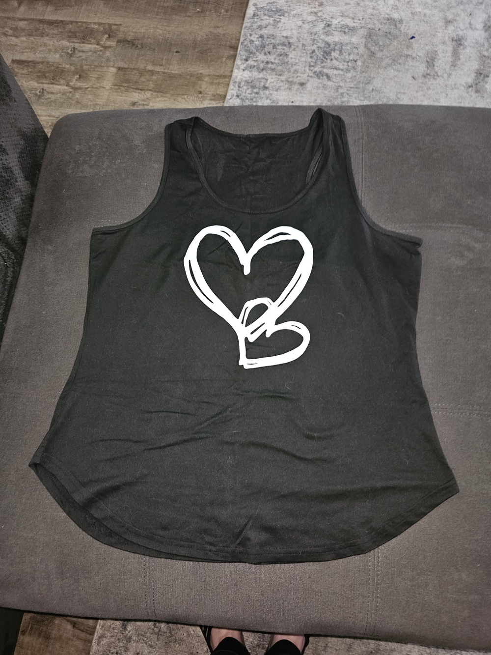 Black Heart Graphic Tank Top - Women